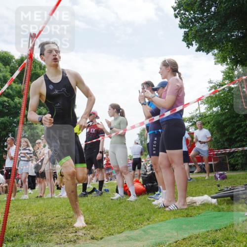 21.06.2026 - 29. Vierlanden-Triathlon LAZAROV Photography http://msf.ph/oto/9841608 21.06.2026 12:58:23 Schwimmen 1026, 1032, 1033, 1053, 1063 meine-sportfotos.de