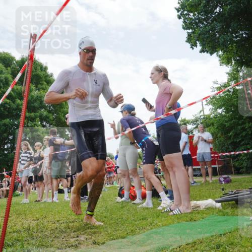 21.06.2026 - 29. Vierlanden-Triathlon LAZAROV Photography http://msf.ph/oto/9841630 21.06.2026 12:59:05 Schwimmen 1023, 1030, 1035, 1067, 1071 meine-sportfotos.de