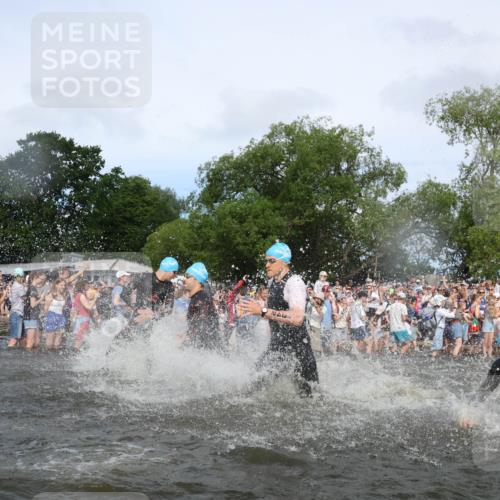 21.06.2026 - Viking Triathlon Michael Strokosch http://msf.ph/oto/9841640 21.06.2026 10:01:08 Schwimmen 5, 14, 17, 169, 180, 249, 270, 337, 342, 383, 506, 527, 623 meine-sportfotos.de