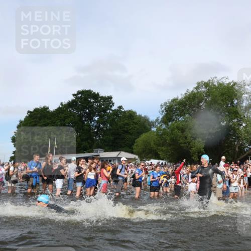 21.06.2026 - Viking Triathlon Michael Strokosch http://msf.ph/oto/9841673 21.06.2026 10:01:15 Schwimmen 5, 18, 65, 89, 114, 131, 169, 242, 270, 271, 280, 342, 383, 447, 486 meine-sportfotos.de