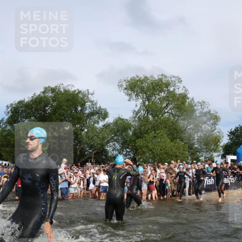 21.06.2026 - Viking Triathlon Michael Strokosch http://msf.ph/oto/9841679 21.06.2026 10:01:16 Schwimmen 5, 18, 65, 89, 114, 131, 169, 242, 270, 271, 280, 342, 383, 447, 486 meine-sportfotos.de
