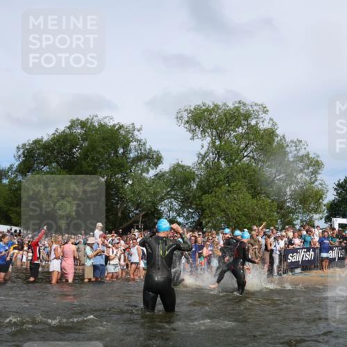 21.06.2026 - Viking Triathlon Michael Strokosch http://msf.ph/oto/9841684 21.06.2026 10:01:17 Schwimmen 5, 18, 65, 89, 114, 131, 169, 242, 270, 271, 280, 342, 383, 447, 486 meine-sportfotos.de