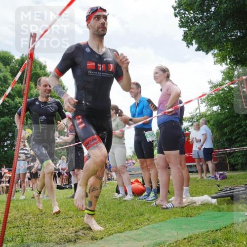21.06.2026 - 29. Vierlanden-Triathlon LAZAROV Photography http://msf.ph/oto/9841685 21.06.2026 13:00:31 Schwimmen 1029, 1050, 1062, 1064, 1072, 1075, 1090 meine-sportfotos.de