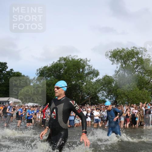 21.06.2026 - Viking Triathlon Michael Strokosch http://msf.ph/oto/9841700 21.06.2026 10:01:20 Schwimmen 18, 28, 51, 65, 89, 114, 131, 145, 242, 271, 280, 447, 486, 500, 665 meine-sportfotos.de