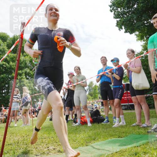 21.06.2026 - 29. Vierlanden-Triathlon LAZAROV Photography http://msf.ph/oto/9841731 21.06.2026 13:07:12 Schwimmen 1165 meine-sportfotos.de