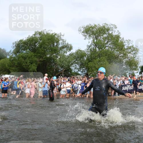 21.06.2026 - Viking Triathlon Michael Strokosch http://msf.ph/oto/9841760 21.06.2026 10:01:31 Schwimmen 13, 26, 28, 51, 62, 145, 300, 311, 359, 500, 551, 568, 576, 627, 665 meine-sportfotos.de