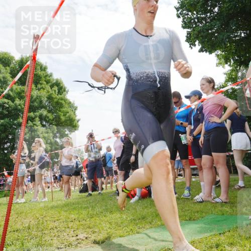 21.06.2026 - 29. Vierlanden-Triathlon LAZAROV Photography http://msf.ph/oto/9841768 21.06.2026 13:09:53 Schwimmen 1110, 1126, 1129, 1131, 1138, 1147 meine-sportfotos.de