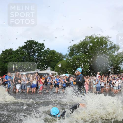 21.06.2026 - Viking Triathlon Michael Strokosch http://msf.ph/oto/9841787 21.06.2026 10:01:35 Schwimmen 13, 26, 62, 109, 113, 161, 278, 300, 311, 359, 551, 568, 576, 627, 633 meine-sportfotos.de