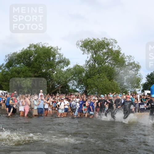 21.06.2026 - Viking Triathlon Michael Strokosch http://msf.ph/oto/9841796 21.06.2026 10:01:37 Schwimmen 13, 26, 62, 109, 113, 161, 278, 300, 311, 359, 551, 568, 576, 627, 633 meine-sportfotos.de