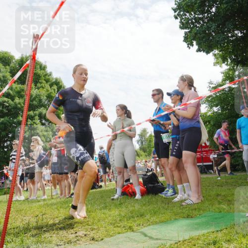 21.06.2026 - 29. Vierlanden-Triathlon LAZAROV Photography http://msf.ph/oto/9841800 21.06.2026 13:11:35 Schwimmen 1122, 1158, 1164 meine-sportfotos.de