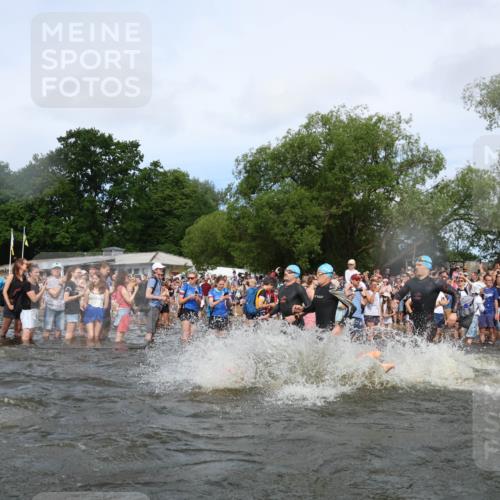 21.06.2026 - Viking Triathlon Michael Strokosch http://msf.ph/oto/9841807 21.06.2026 10:01:39 Schwimmen 38, 62, 109, 113, 161, 194, 278, 285, 311, 332, 359, 432, 551, 627, 633 meine-sportfotos.de