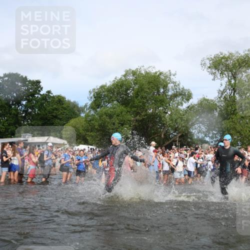 21.06.2026 - Viking Triathlon Michael Strokosch http://msf.ph/oto/9841860 21.06.2026 10:01:49 Schwimmen 30, 38, 194, 238, 265, 285, 332, 343, 391, 432, 543, 621, 644, 648, 664 meine-sportfotos.de