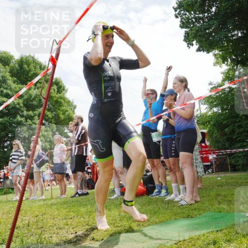 21.06.2026 - 29. Vierlanden-Triathlon LAZAROV Photography http://msf.ph/oto/9841884 21.06.2026 13:12:03 Schwimmen 1153 meine-sportfotos.de