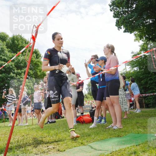 21.06.2026 - 29. Vierlanden-Triathlon LAZAROV Photography http://msf.ph/oto/9841886 21.06.2026 13:12:08 Schwimmen 1115, 1153, 1159 meine-sportfotos.de