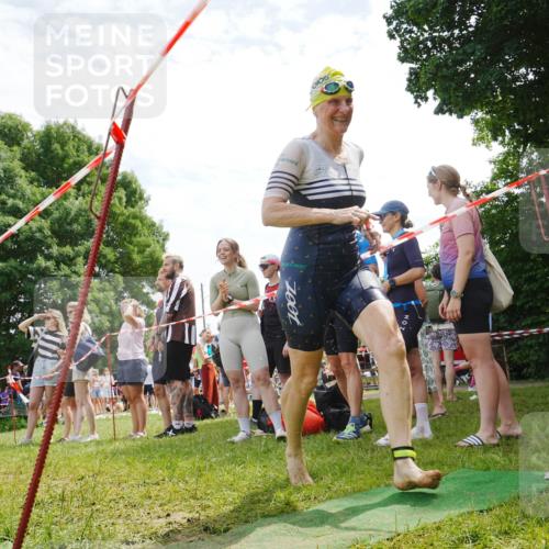 21.06.2026 - 29. Vierlanden-Triathlon LAZAROV Photography http://msf.ph/oto/9841898 21.06.2026 13:12:16 Schwimmen 1115, 1152, 1159 meine-sportfotos.de