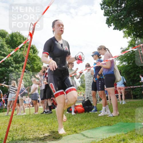 21.06.2026 - 29. Vierlanden-Triathlon LAZAROV Photography http://msf.ph/oto/9841904 21.06.2026 13:12:29 Schwimmen 1107, 1163 meine-sportfotos.de