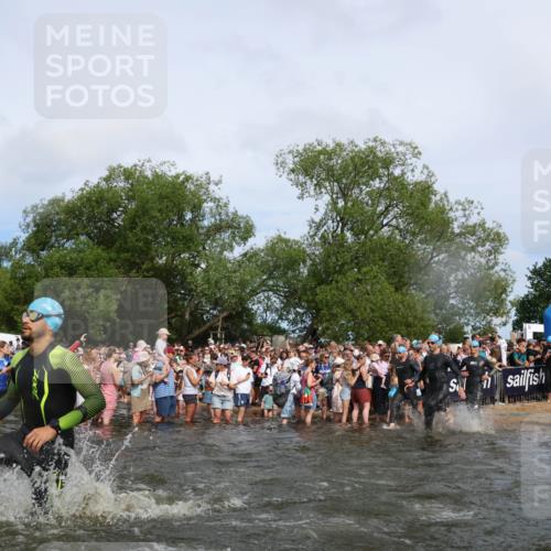 21.06.2026 - Viking Triathlon Michael Strokosch http://msf.ph/oto/9841936 21.06.2026 10:02:02 Schwimmen 30, 43, 55, 221, 226, 238, 265, 380, 394, 446, 524, 606, 625, 648, 664 meine-sportfotos.de