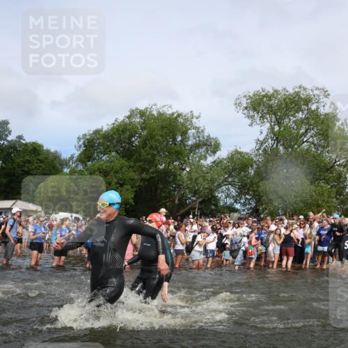 21.06.2026 - Viking Triathlon Michael Strokosch http://msf.ph/oto/9841960 21.06.2026 10:02:06 Schwimmen 43, 55, 90, 154, 221, 226, 380, 394, 410, 446, 501, 524, 606, 625, 660 meine-sportfotos.de