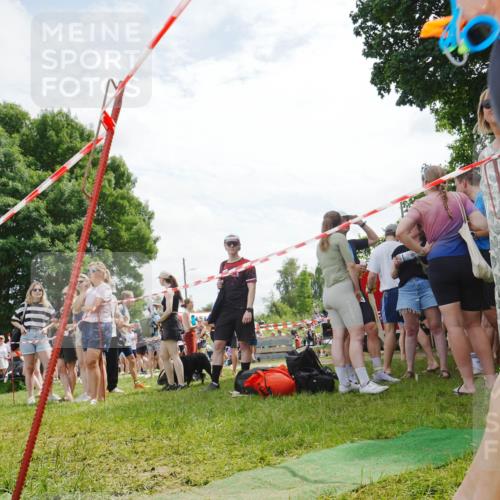 21.06.2026 - 29. Vierlanden-Triathlon LAZAROV Photography http://msf.ph/oto/9841966 21.06.2026 13:15:07 Schwimmen 1137, 1160 meine-sportfotos.de