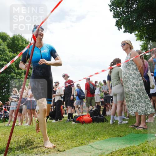 21.06.2026 - 29. Vierlanden-Triathlon LAZAROV Photography http://msf.ph/oto/9841971 21.06.2026 13:16:08 Schwimmen 1141 meine-sportfotos.de