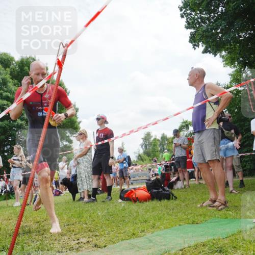 21.06.2026 - 29. Vierlanden-Triathlon LAZAROV Photography http://msf.ph/oto/9841991 21.06.2026 13:23:39 Schwimmen 1197, 1220 meine-sportfotos.de