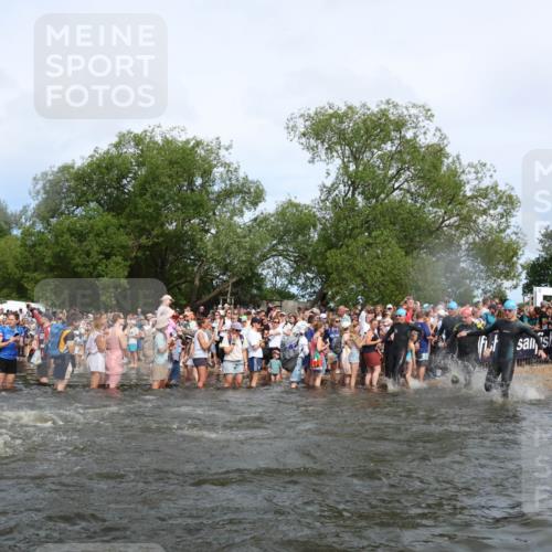 21.06.2026 - Viking Triathlon Michael Strokosch http://msf.ph/oto/9842022 21.06.2026 10:02:17 Schwimmen 47, 87, 90, 102, 136, 152, 154, 410, 438, 490, 501, 536, 537, 655, 660 meine-sportfotos.de