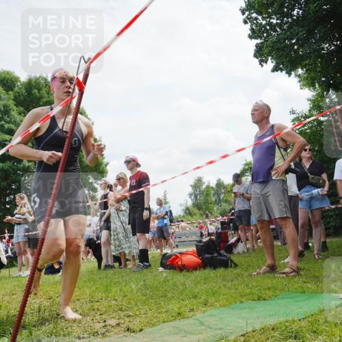 21.06.2026 - 29. Vierlanden-Triathlon LAZAROV Photography http://msf.ph/oto/9842035 21.06.2026 13:23:54 Schwimmen 1191, 1207, 1218 meine-sportfotos.de