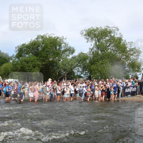 21.06.2026 - Viking Triathlon Michael Strokosch http://msf.ph/oto/9842044 21.06.2026 10:02:21 Schwimmen 47, 87, 102, 136, 142, 152, 255, 360, 392, 430, 438, 490, 536, 537, 655 meine-sportfotos.de