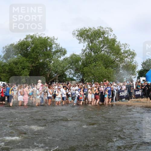 21.06.2026 - Viking Triathlon Michael Strokosch http://msf.ph/oto/9842046 21.06.2026 10:02:21 Schwimmen 47, 87, 102, 136, 142, 152, 255, 360, 392, 430, 438, 490, 536, 537, 655 meine-sportfotos.de