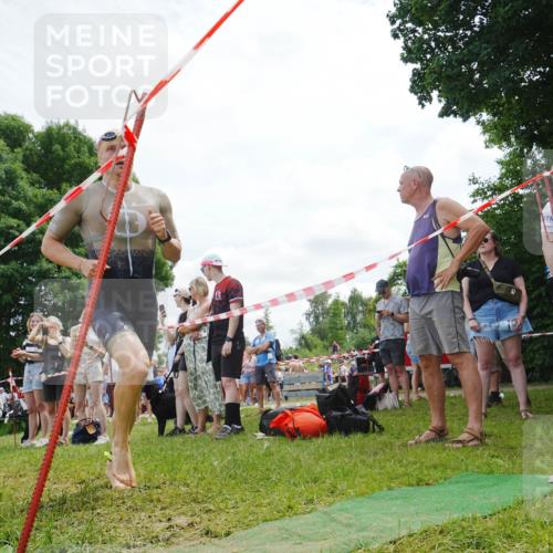 21.06.2026 - 29. Vierlanden-Triathlon LAZAROV Photography http://msf.ph/oto/9842047 21.06.2026 13:24:02 Schwimmen 1173, 1207 meine-sportfotos.de