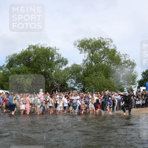 21.06.2026 - Viking Triathlon Michael Strokosch http://msf.ph/oto/9842053 21.06.2026 10:02:22 Schwimmen 47, 87, 102, 136, 142, 152, 255, 360, 392, 430, 438, 490, 536, 537, 655 meine-sportfotos.de