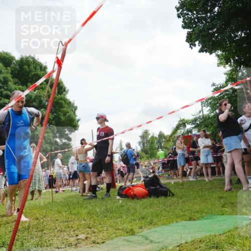 21.06.2026 - 29. Vierlanden-Triathlon LAZAROV Photography http://msf.ph/oto/9842073 21.06.2026 13:25:35 Schwimmen 1097, 1099, 1198, 1200, 1217 meine-sportfotos.de