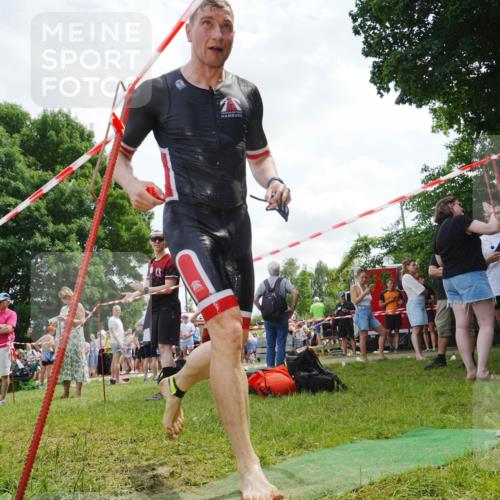 21.06.2026 - 29. Vierlanden-Triathlon LAZAROV Photography http://msf.ph/oto/9842085 21.06.2026 13:26:07 Schwimmen 1177, 1194, 1213, 1225 meine-sportfotos.de