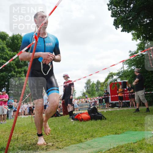 21.06.2026 - 29. Vierlanden-Triathlon LAZAROV Photography http://msf.ph/oto/9842101 21.06.2026 13:26:45 Schwimmen 1167, 1184, 1185 meine-sportfotos.de