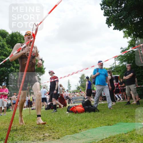 21.06.2026 - 29. Vierlanden-Triathlon LAZAROV Photography http://msf.ph/oto/9842113 21.06.2026 13:27:01 Schwimmen 1102, 1172, 1175, 1178, 1183, 1186, 1190, 1212, 1227 meine-sportfotos.de