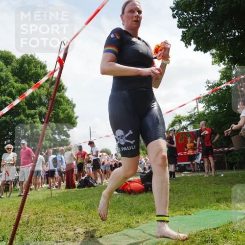 21.06.2026 - 29. Vierlanden-Triathlon LAZAROV Photography http://msf.ph/oto/9842194 21.06.2026 13:31:07 Schwimmen 1211 meine-sportfotos.de