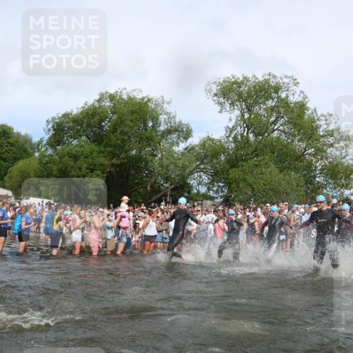 21.06.2026 - Viking Triathlon Michael Strokosch http://msf.ph/oto/9842195 21.06.2026 10:02:47 Schwimmen 16, 20, 73, 99, 171, 186, 315, 372, 386, 440, 462, 485, 553, 636, 653 meine-sportfotos.de