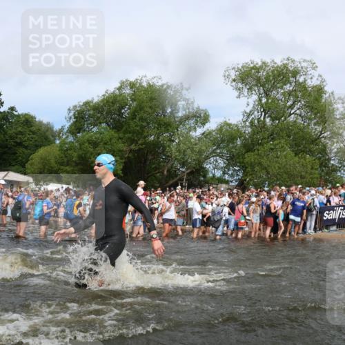 21.06.2026 - Viking Triathlon Michael Strokosch http://msf.ph/oto/9842211 21.06.2026 10:02:50 Schwimmen 16, 20, 64, 73, 111, 171, 219, 315, 372, 440, 530, 553, 634, 636, 653 meine-sportfotos.de