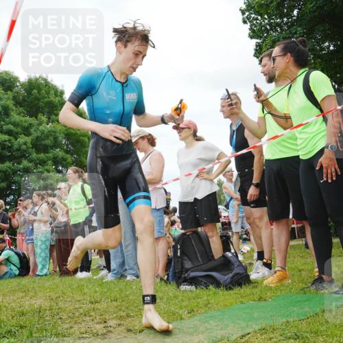 21.06.2026 - 29. Vierlanden-Triathlon LAZAROV Photography http://msf.ph/oto/9842212 21.06.2026 14:36:22 Schwimmen 1232, 1250, 1252 meine-sportfotos.de