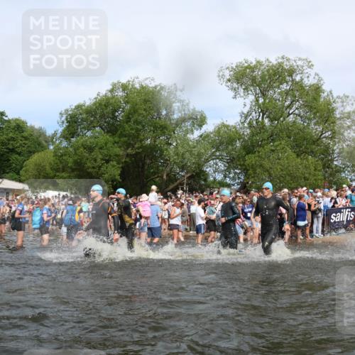 21.06.2026 - Viking Triathlon Michael Strokosch http://msf.ph/oto/9842268 21.06.2026 10:02:59 Schwimmen 64, 80, 82, 111, 199, 219, 233, 395, 407, 475, 530, 545, 546, 612, 634 meine-sportfotos.de