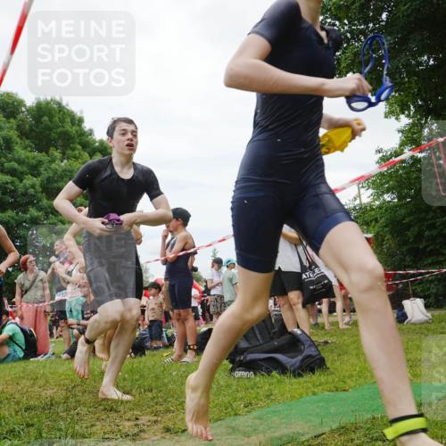 21.06.2026 - 29. Vierlanden-Triathlon LAZAROV Photography http://msf.ph/oto/9842273 21.06.2026 14:38:30 Schwimmen 1241, 1242, 1243, 1244, 1259, 1261, 1277, 1292 meine-sportfotos.de