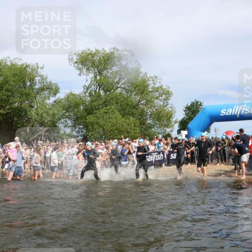 21.06.2026 - Viking Triathlon Michael Strokosch http://msf.ph/oto/9842314 21.06.2026 10:03:07 Schwimmen 49, 80, 82, 199, 200, 233, 348, 356, 395, 404, 407, 475, 545, 546, 612 meine-sportfotos.de