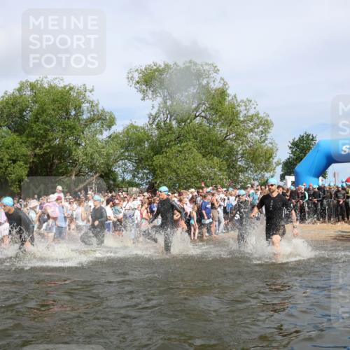 21.06.2026 - Viking Triathlon Michael Strokosch http://msf.ph/oto/9842321 21.06.2026 10:03:08 Schwimmen 49, 80, 82, 170, 199, 200, 208, 233, 348, 352, 356, 395, 404, 407, 475, 545, 546, 612 meine-sportfotos.de