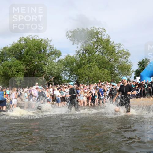 21.06.2026 - Viking Triathlon Michael Strokosch http://msf.ph/oto/9842323 21.06.2026 10:03:09 Schwimmen 49, 68, 80, 82, 170, 199, 200, 208, 348, 352, 356, 404, 467, 545, 612 meine-sportfotos.de