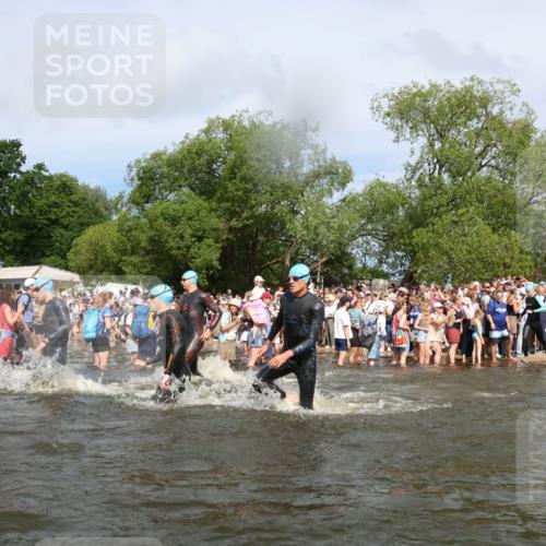 21.06.2026 - Viking Triathlon Michael Strokosch http://msf.ph/oto/9842365 21.06.2026 10:03:16 Schwimmen 49, 58, 68, 170, 200, 202, 208, 348, 352, 356, 404, 419, 455, 467, 487 meine-sportfotos.de