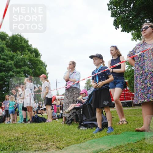 21.06.2026 - 29. Vierlanden-Triathlon LAZAROV Photography http://msf.ph/oto/9842386 21.06.2026 14:47:20 Schwimmen  meine-sportfotos.de