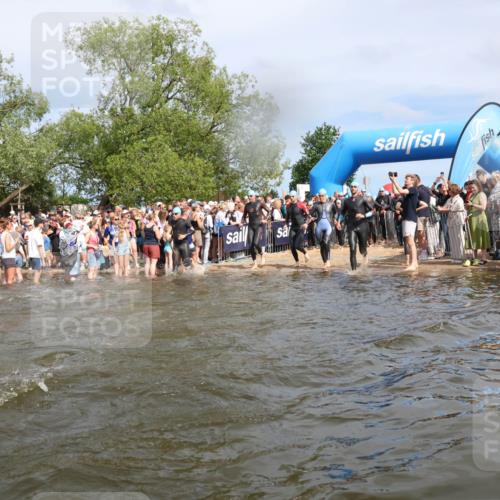 21.06.2026 - Viking Triathlon Michael Strokosch http://msf.ph/oto/9842460 21.06.2026 10:03:36 Schwimmen 53, 84, 95, 143, 229, 251, 303, 323, 327, 340, 423, 457, 458, 559, 656 meine-sportfotos.de