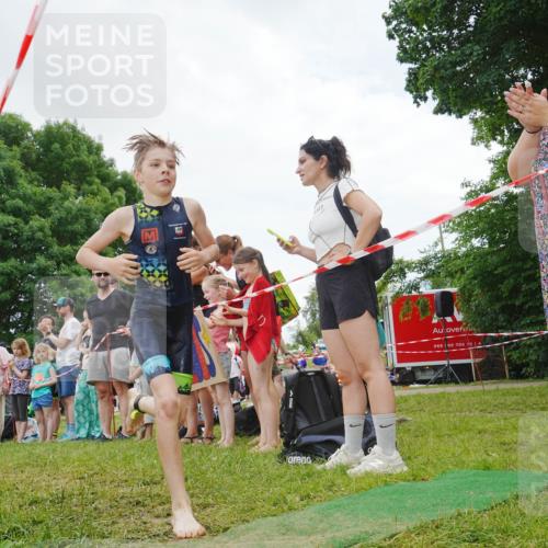 21.06.2026 - 29. Vierlanden-Triathlon LAZAROV Photography http://msf.ph/oto/9842524 21.06.2026 14:49:54 Schwimmen  meine-sportfotos.de