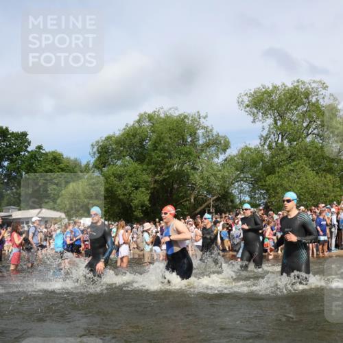 21.06.2026 - Viking Triathlon Michael Strokosch http://msf.ph/oto/9842533 21.06.2026 10:03:50 Schwimmen 137, 144, 267, 268, 287, 291, 339, 436, 450, 521, 531, 552, 554, 608, 649 meine-sportfotos.de