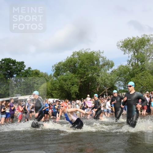 21.06.2026 - Viking Triathlon Michael Strokosch http://msf.ph/oto/9842535 21.06.2026 10:03:50 Schwimmen 137, 144, 267, 268, 287, 291, 339, 436, 450, 521, 531, 552, 554, 608, 649 meine-sportfotos.de